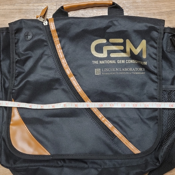 The National GEM Consortium Messenger Bag - Picture 6 of 6